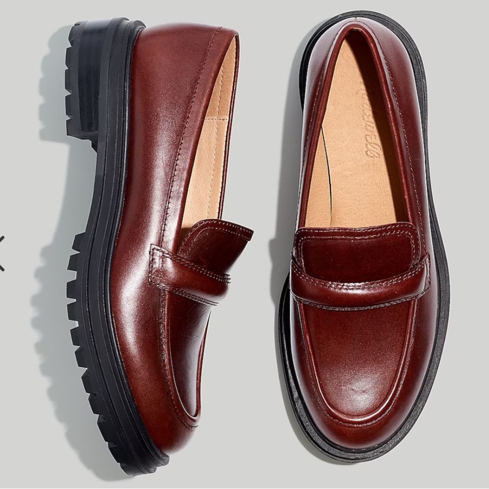 The Bradley Lug Sole Loafer in Leather - Cherry Wood